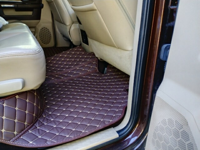 Custom auto floor mats